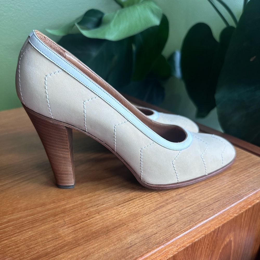 Vintage Italian Designer Italo Colombo Women's Butter Yellow Heels size 6